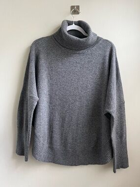 Qi Cashmere Charcoal Gray Women’s Cashmere Turtleneck Dolman Sleeve Sweat M/L
